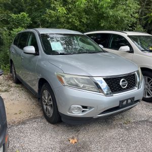 صورة 10 لـ 2013 Nissan PATHFINDER S