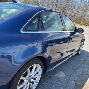 AUDI A4 2.0T PREMIUM - 9