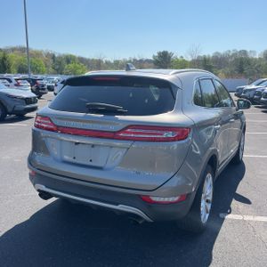 LINCOLN MKC SELECT - 8