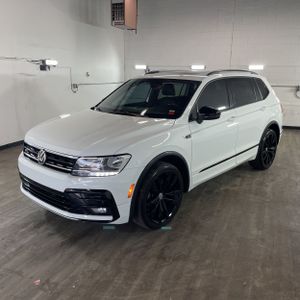 VOLKSWAGEN TIGUAN SE R-LINE BLACK - 1
