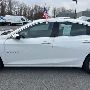 CHEVROLET MALIBU LT - 4