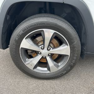 صورة مصغرة 19 لـ 2019 JEEP CHEROKEE LIMITED
