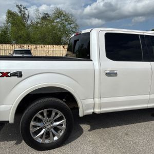 FORD F-150 LARIAT - 9