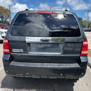 FORD ESCAPE LIMITED - 7