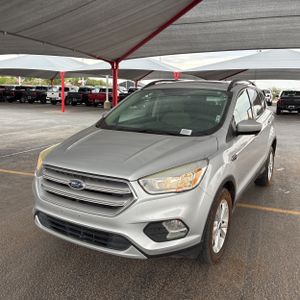 FORD ESCAPE SE - 1