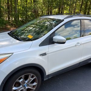 FORD ESCAPE SEL - 2