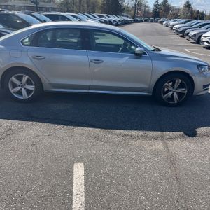 VOLKSWAGEN PASSAT SE PZEV - 10