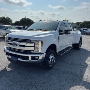 FORD F-350 SUPER DUTY LARIAT - 1