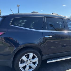 CHEVROLET TRAVERSE LT - 9