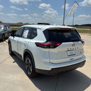 2024 Nissan ROGUE SV 照片 5