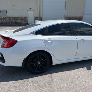 صورة 9 لـ 2020 Honda CIVIC SI