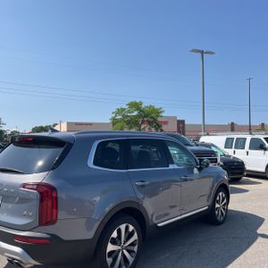 صورة 9 لـ 2020 KIA TELLURIDE S