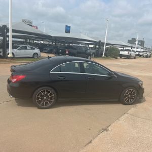 MERCEDES-BENZ CLA - 10