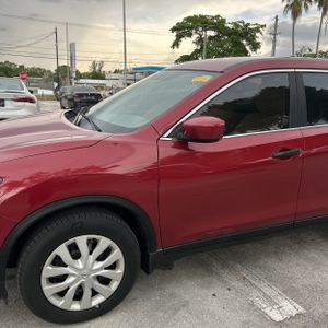 2016 Nissan ROGUE S — фото 2