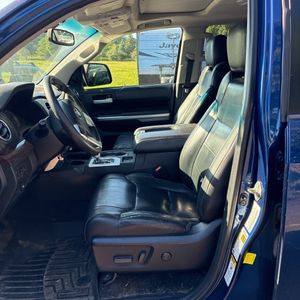 2014 Toyota TUNDRA LIMITED photo 31