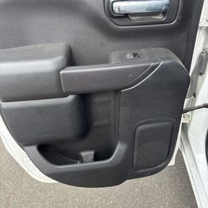 صورة مصغرة 59 لـ 2022 Chevrolet SILVERADO 1500 CUSTOM