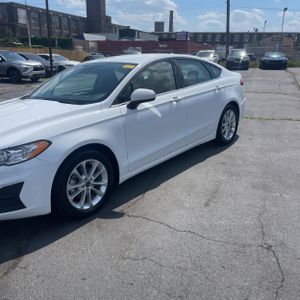FORD FUSION SE - 2