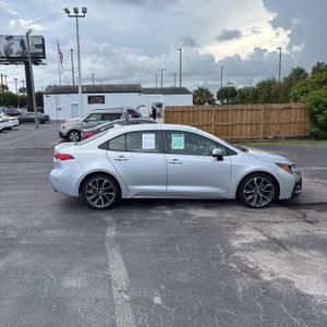 صورة 10 لـ 2020 Toyota COROLLA SE