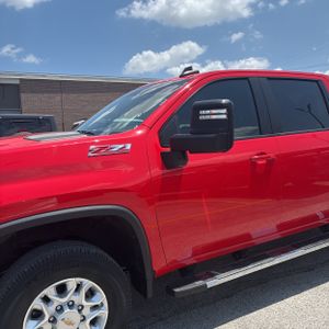 صورة 2 لـ 2023 Chevrolet SILVERADO 2500HD LT
