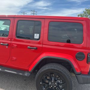 JEEP WRANGLER 4XE SAHARA 4XE - 6