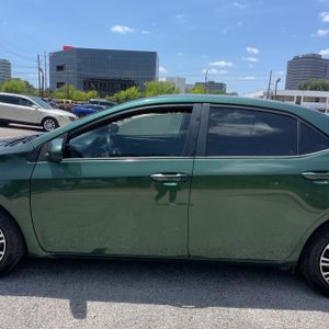 2015 Toyota COROLLA LE — фото 4