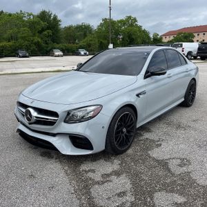 MERCEDES-BENZ E-CLASS AMG - 1