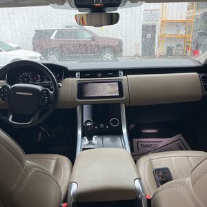 صورة 37 لـ 2022 LAND Rover RANGE ROVER SPORT SE