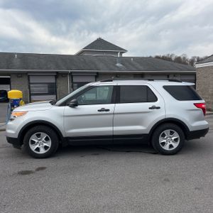 FORD EXPLORER BASE - 3