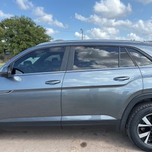 VOLKSWAGEN ATLAS CROSS SPORT SE 4MOTION - 4