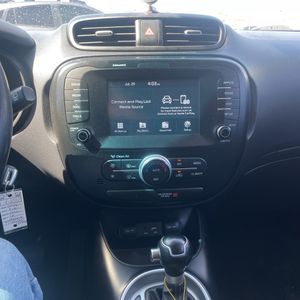 2018 KIA SOUL + — миниатюра 35