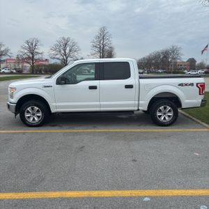 FORD F150 XLT SUPERCREW 4WD - 3