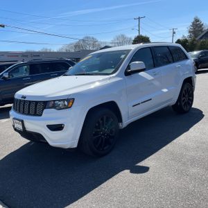 JEEP GRAND CHEROKEE LAREDO X - 1