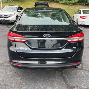 صورة 4 لـ 2017 FORD FUSION SE