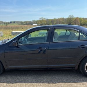 FORD FUSION V6 SE - 4