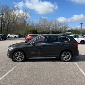 BMW X1 XDRIVE28I - 3