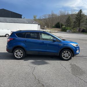 FORD ESCAPE SE - 10
