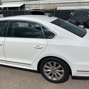 VOLKSWAGEN PASSAT SEL PZEV - 6