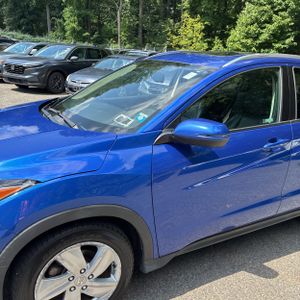 2019 Honda HR-V EX-L photo 2