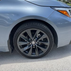 2024 Toyota COROLLA SE thumbnail 20
