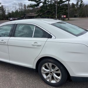 FORD TAURUS SEL - 6