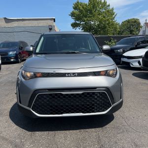 صورة 14 لـ 2023 KIA SOUL LX