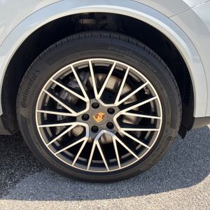 صورة مصغرة 19 لـ 2022 Porsche CAYENNE