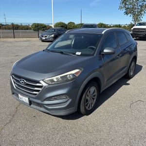 HYUNDAI TUCSON SE - 1