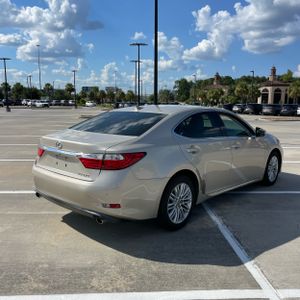 2013 Lexus ES 350 BASE photo 8