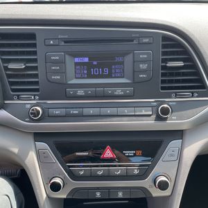 صورة مصغرة 37 لـ 2017 Hyundai ELANTRA SE