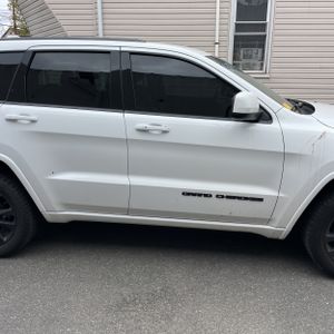 JEEP GRAND CHEROKEE ALTITUDE - 10