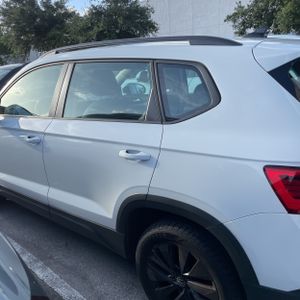 صورة 6 لـ 2024 Volkswagen TAOS S