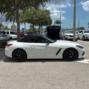 صورة 9 لـ 2023 BMW Z4 M40I