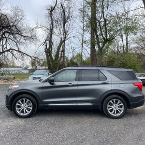 FORD EXPLORER XLT - 3