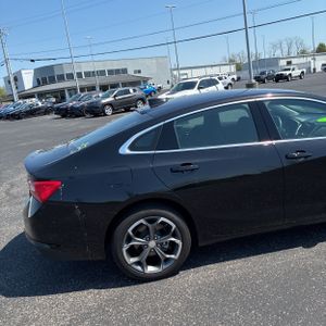 CHEVROLET MALIBU LT - 9